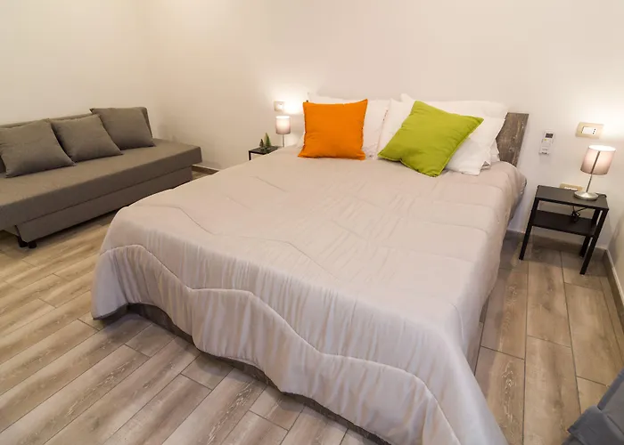 Bed and Breakfast Giù al Centro Napoli